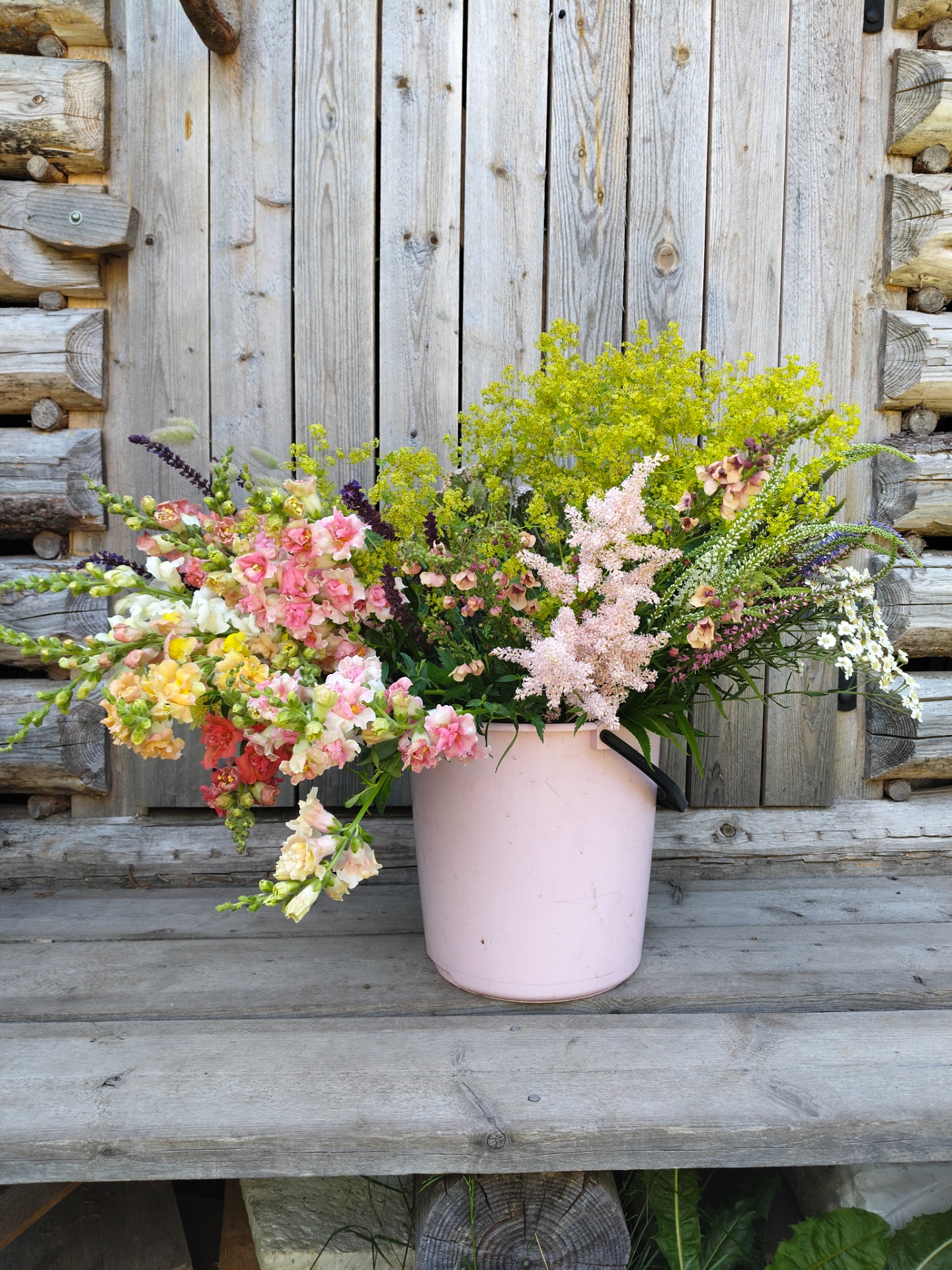En juni blomsterhink